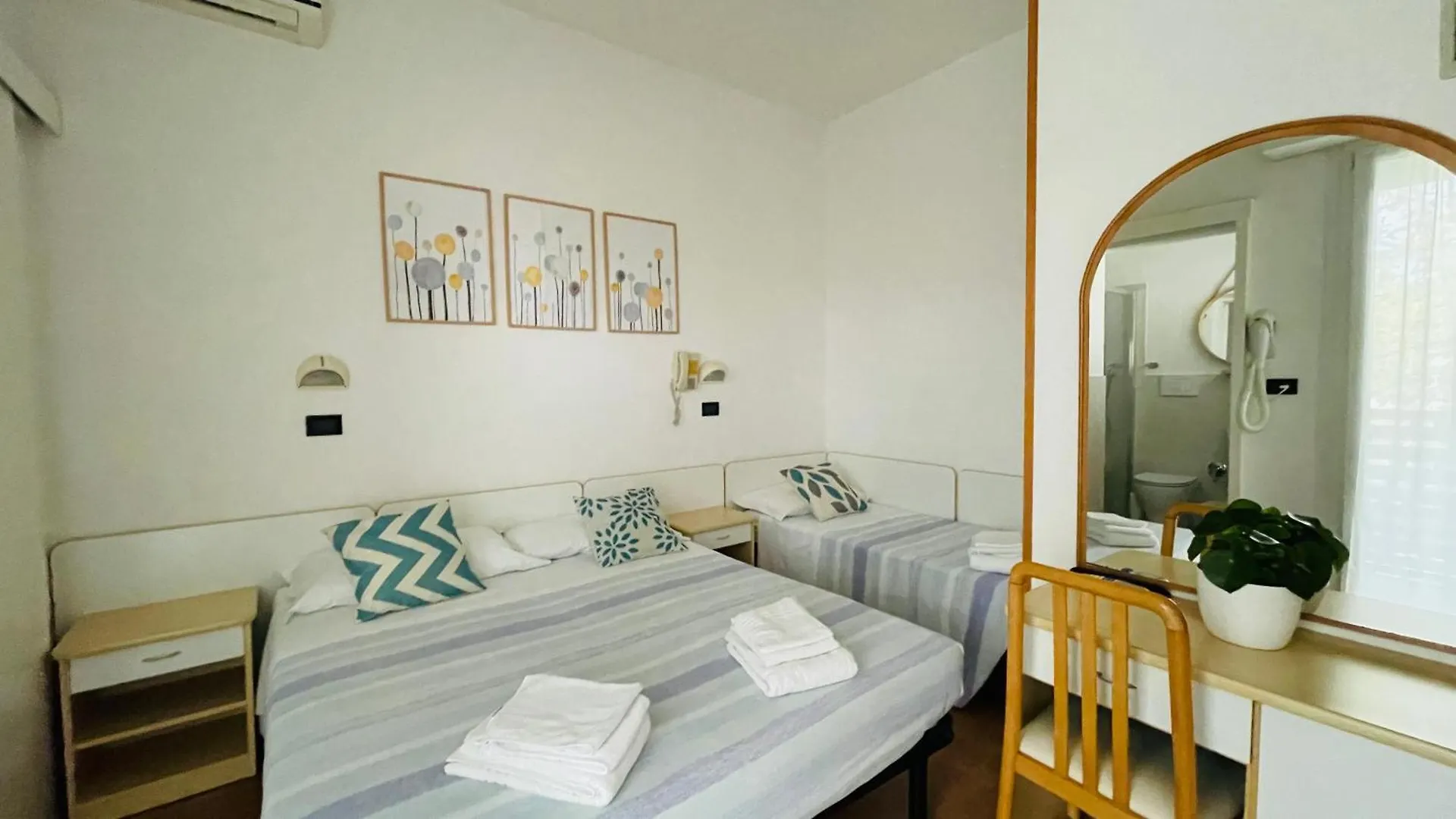 Albergo Villa Denny Rimini 2*,  Italie